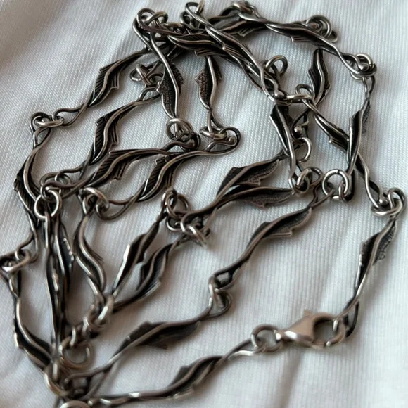 ANTIQUE VINTAGE LONG 925 STERLING SILVER NECKLACE CHAIN LEAVES DESIGN ORNATE